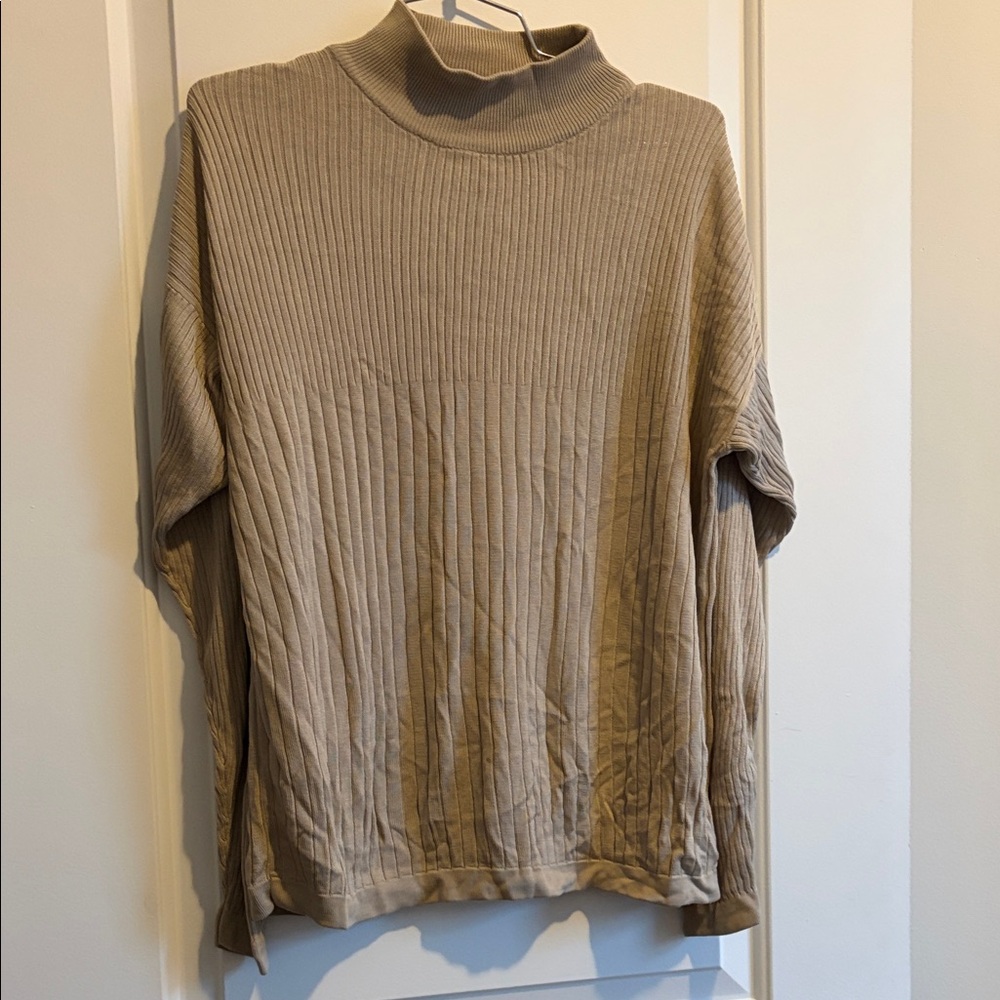 Preston & York Ribbed Beige Turtleneck 100 percent silk vintage